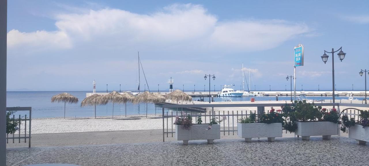 Hotel Blue Sea Тирос Экстерьер фото